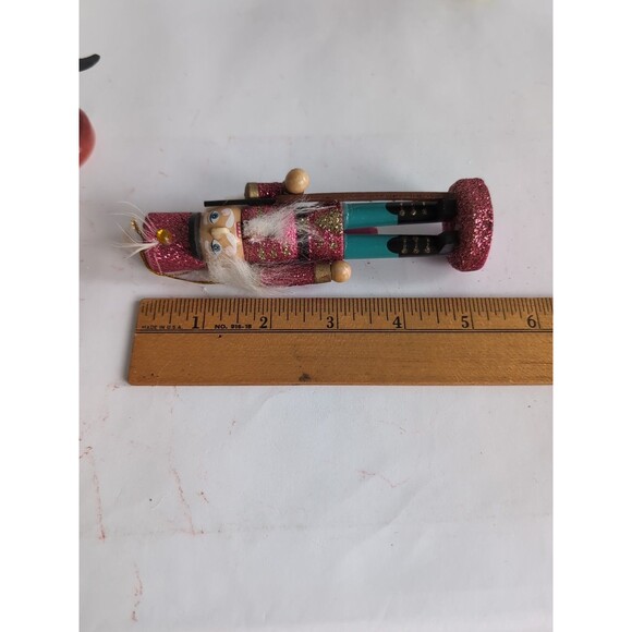 Vtg Set of 4 Glitter Nutcracker Soldier Christmas Ornaments 5 1/4" Wood - Picture 6 of 6